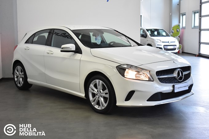 MERCEDES-BENZ A 180 d Sport